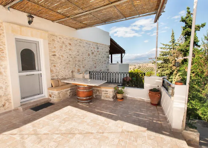 Eirini\'S Traditional House