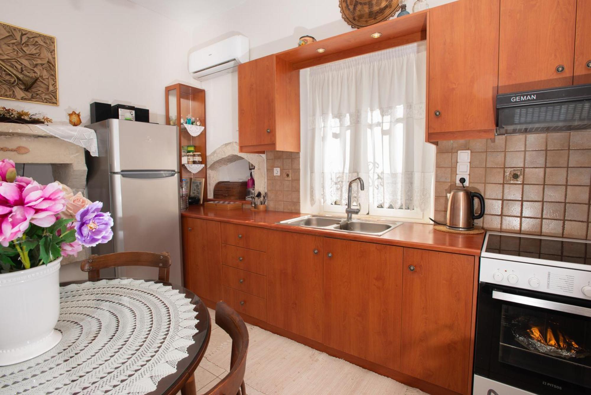 Eirini's Traditional House Holiday home *