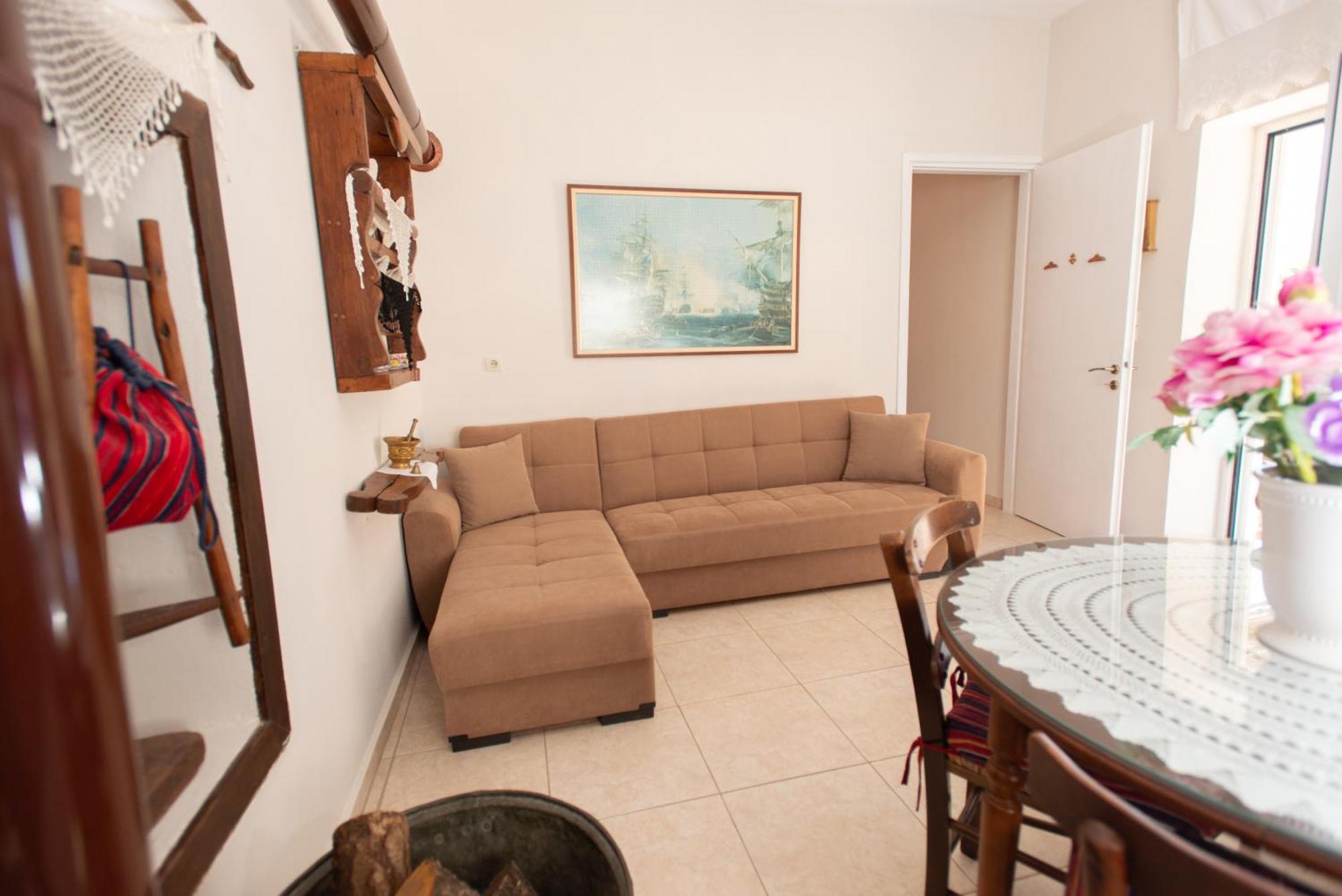 Eirini's Traditional House * Listaros